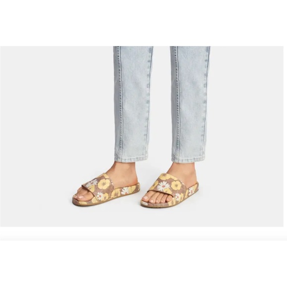 NEW COACH UDELE SIGNATURE FLORAL SLIDES SANDALS SIZE 7 VANILLA MULTI - Picture 3 of 3